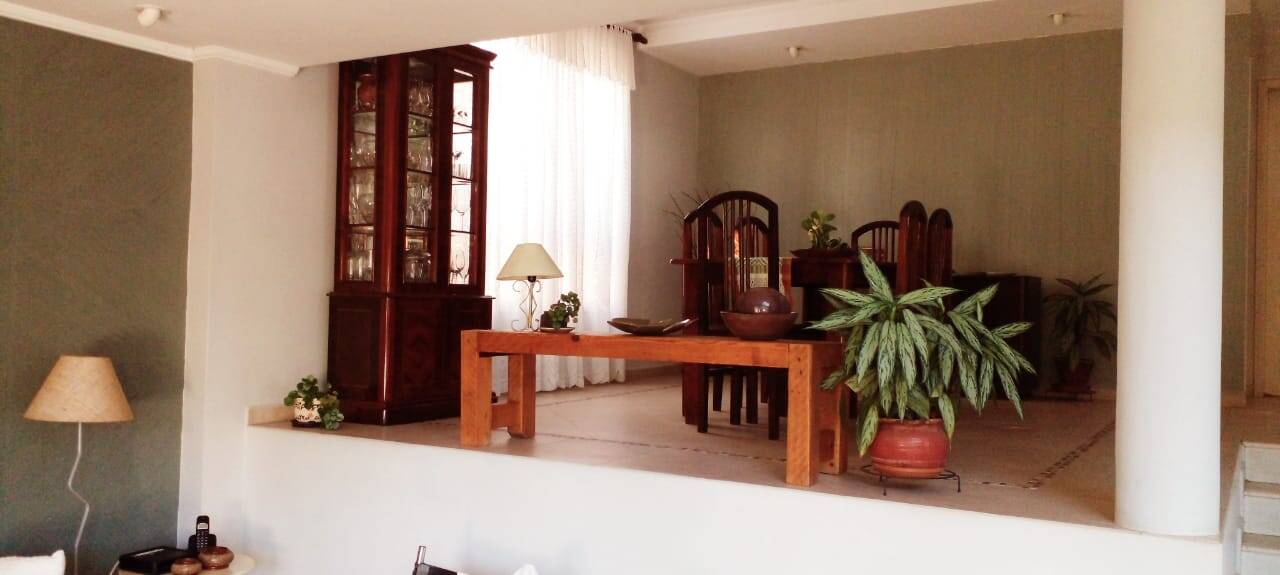 Casa, 4 quartos, 300 m² - Foto 9