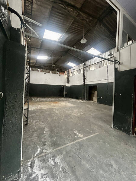 Depósito-Galpão, 216 m² - Foto 3